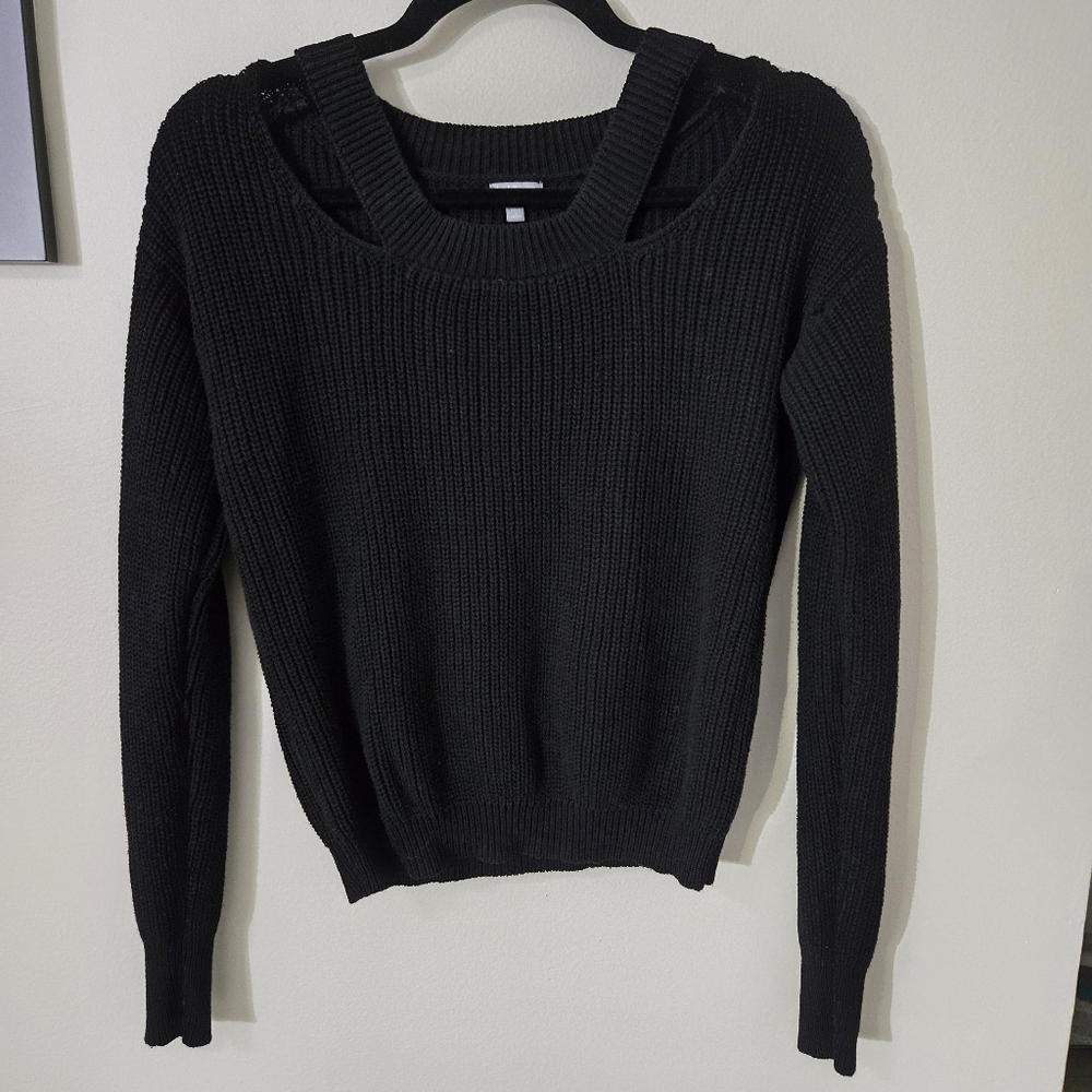 Charlotte Russe cutout fitted sweater,  Small, EUC